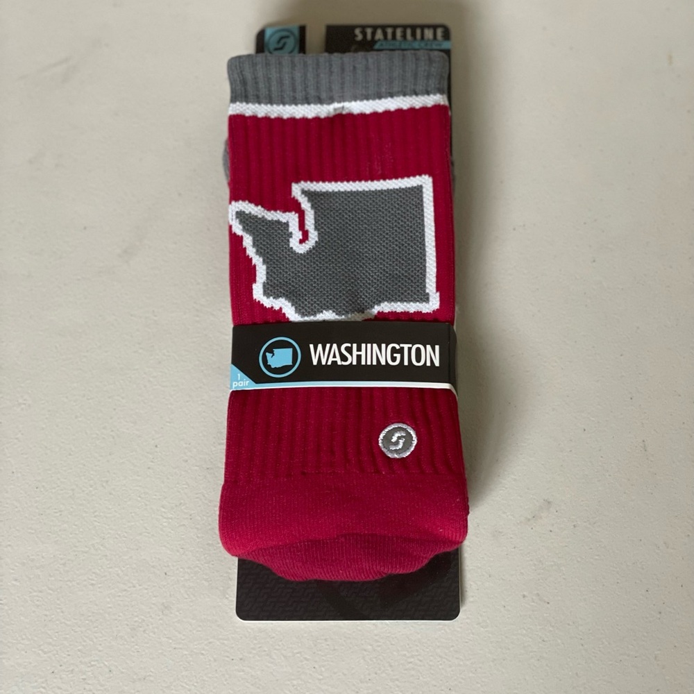 Skyline socks “wazu” Washington state university socks